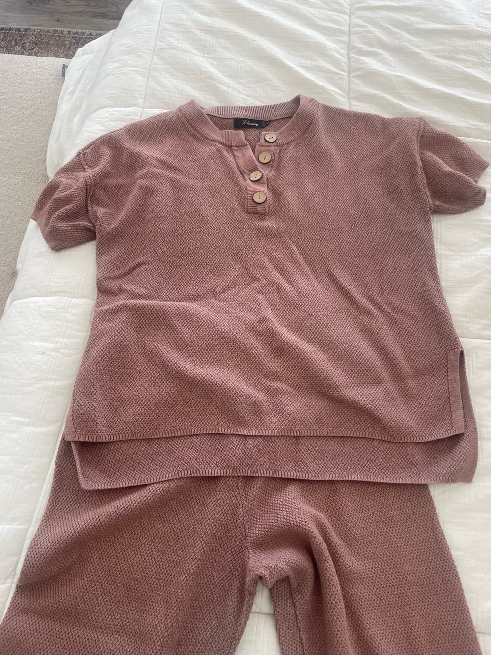 Lillusory short sleeve knit set - Picture 3 of 8